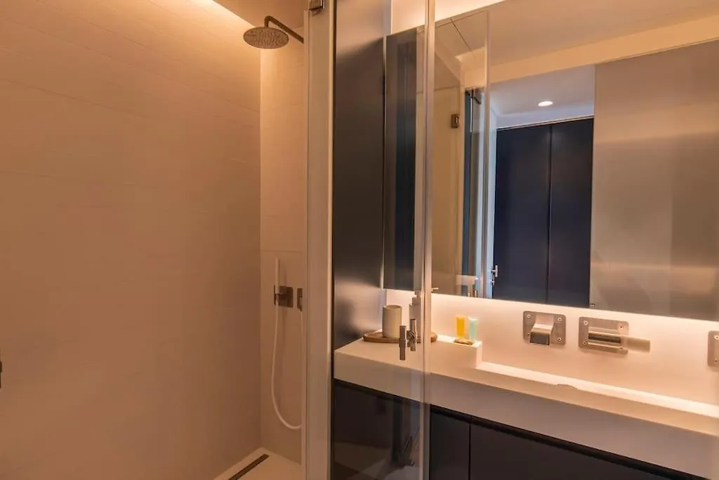 New Luxury Central Cascais 0*,